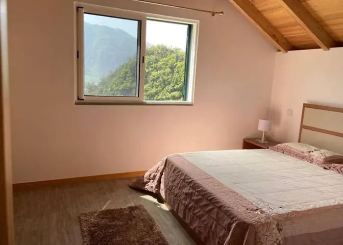 Semesterbostad Zef's *