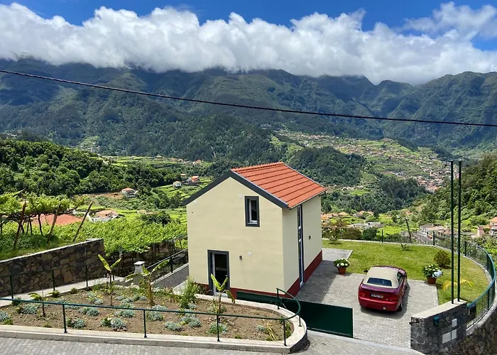 Semesterbostad Zef's Senhora do Rosário